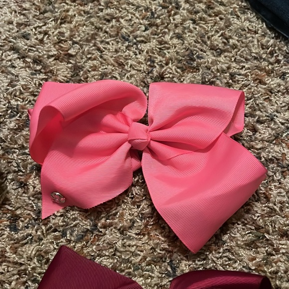 4 jo jo siwa bows - Picture 5 of 6